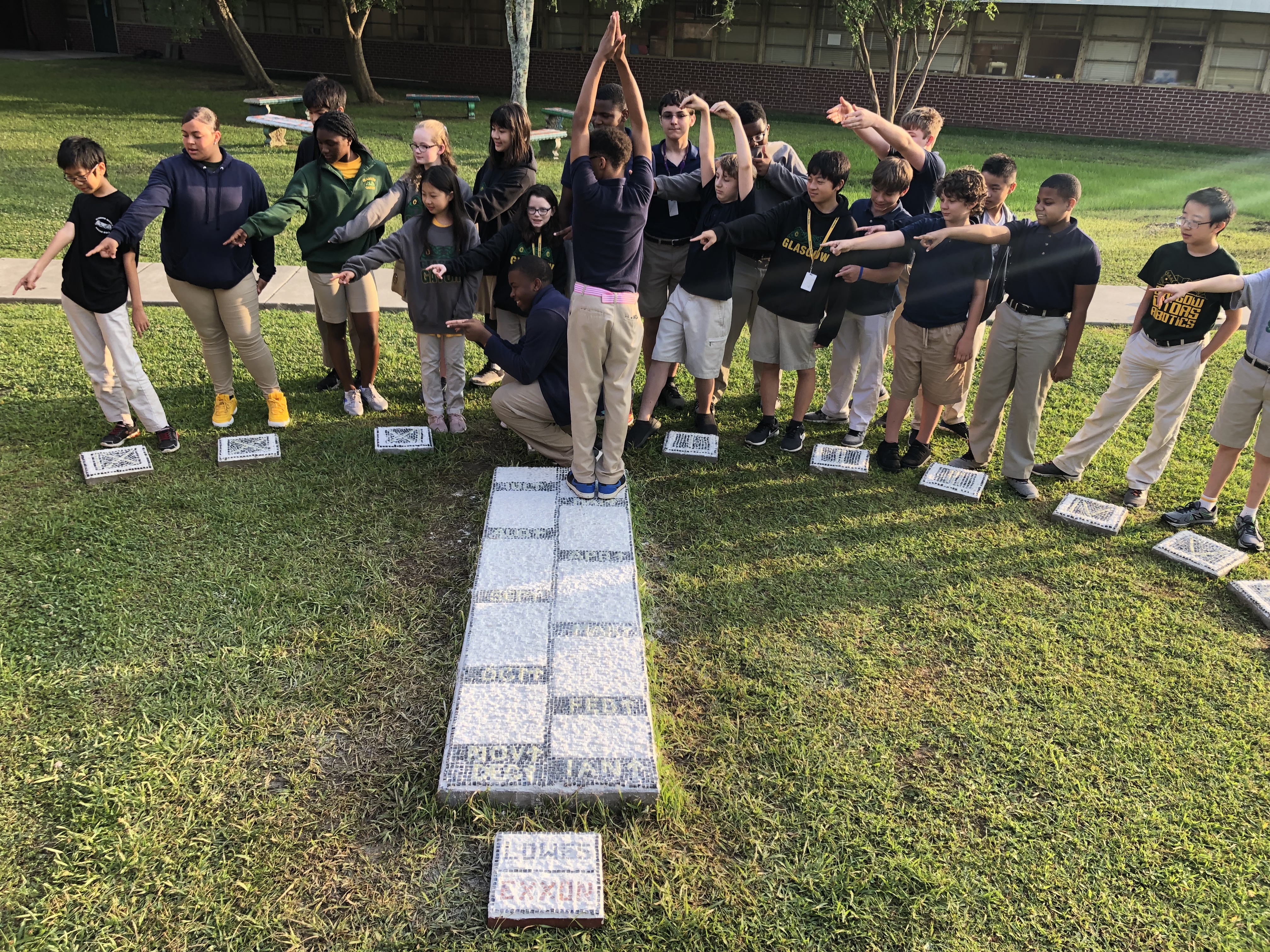Ancient Roman Technology Class of Glasgow Middle School Maker Picture